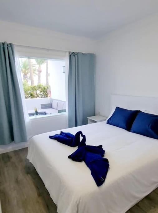 Playa Bastian First Line Of The Sea Apartment Costa Teguise Exterior photo